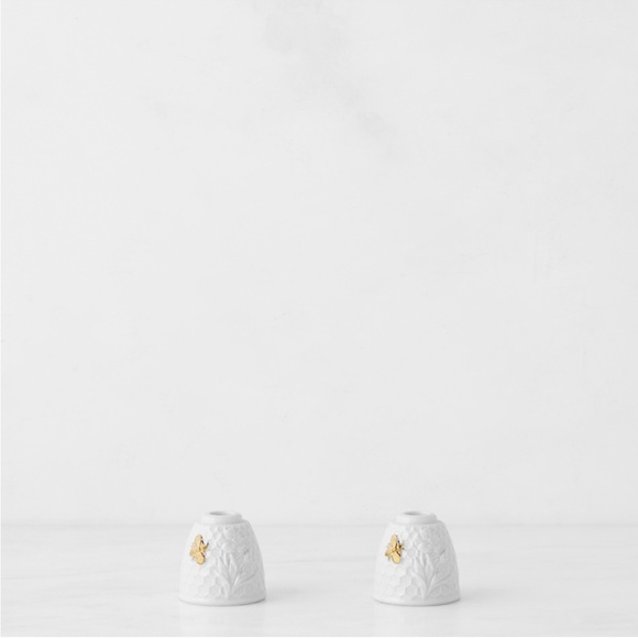 Williams Sonoma Honeycomb Tiny Taper Holders Set of 2 - Picture 3 of 6